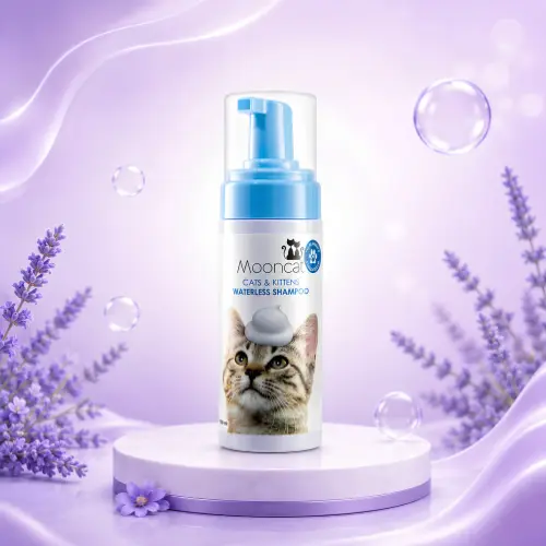 mooncat waterless foam shampoo for short haired cats